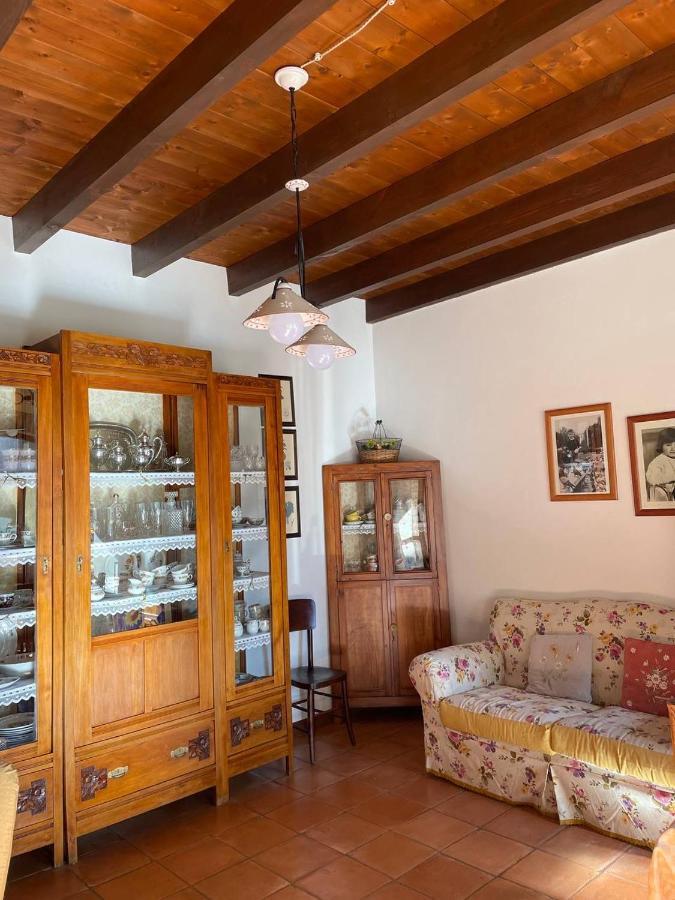 Aventina Holiday Home Burcei Exteriér fotografie