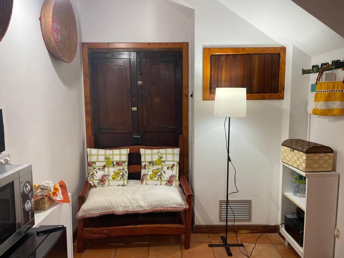 Aventina Holiday Home Burcei Exteriér fotografie